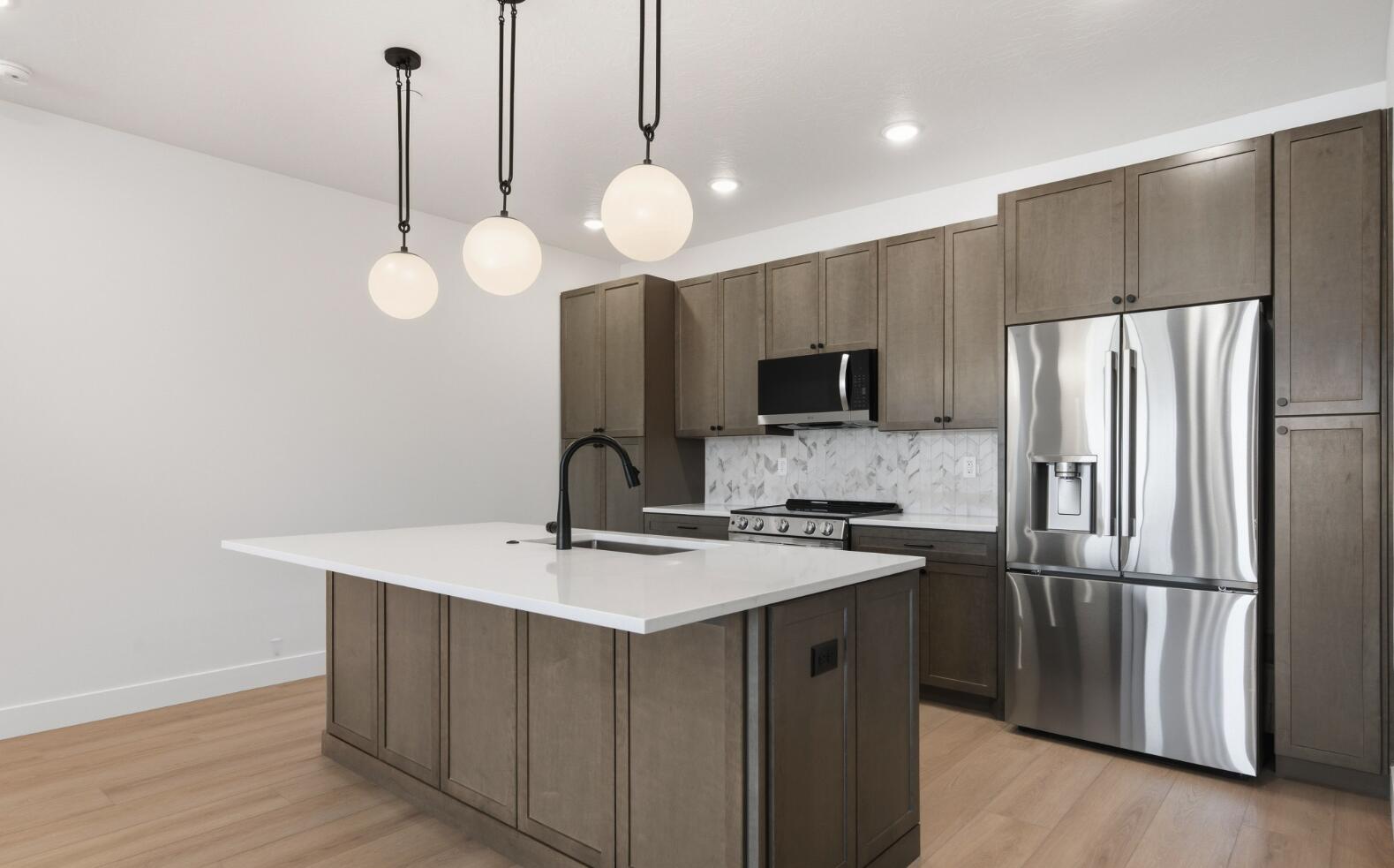 CORAL SPRINGS CONDOMINIUMS - Residential