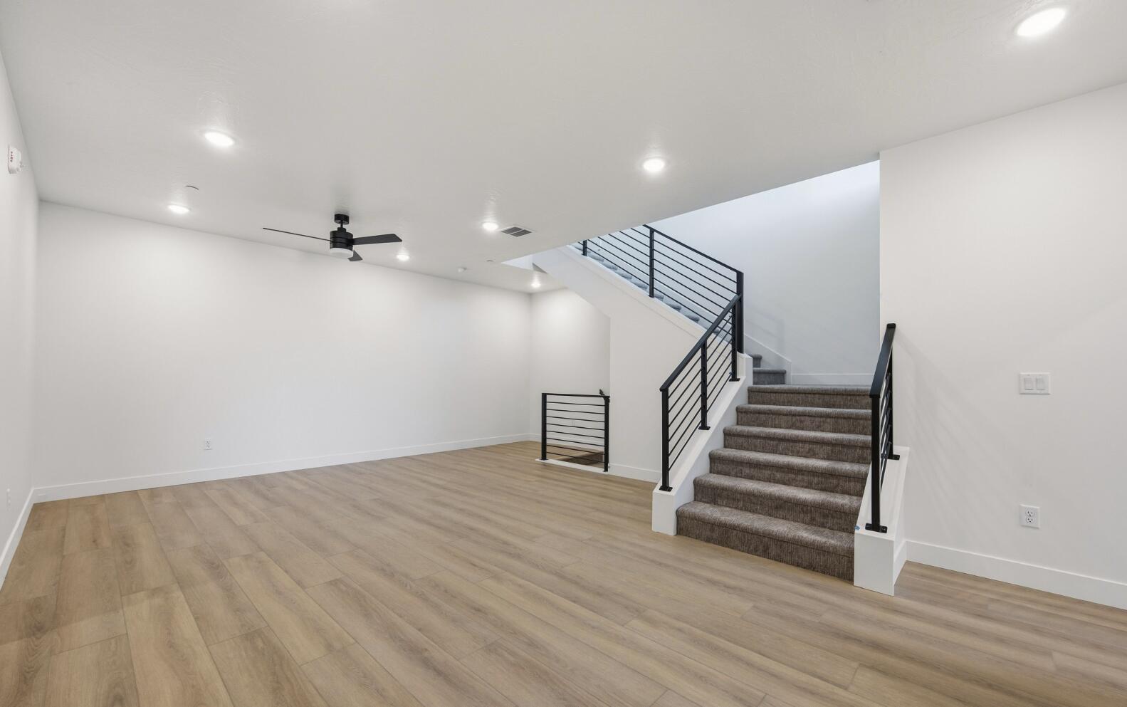 CORAL SPRINGS CONDOMINIUMS - Residential