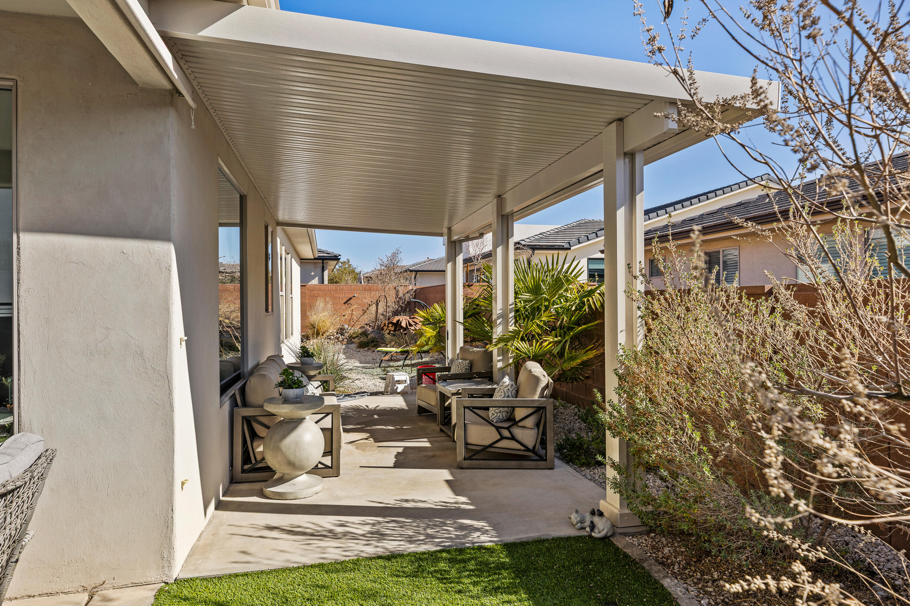 DESERT VISTA - Residential