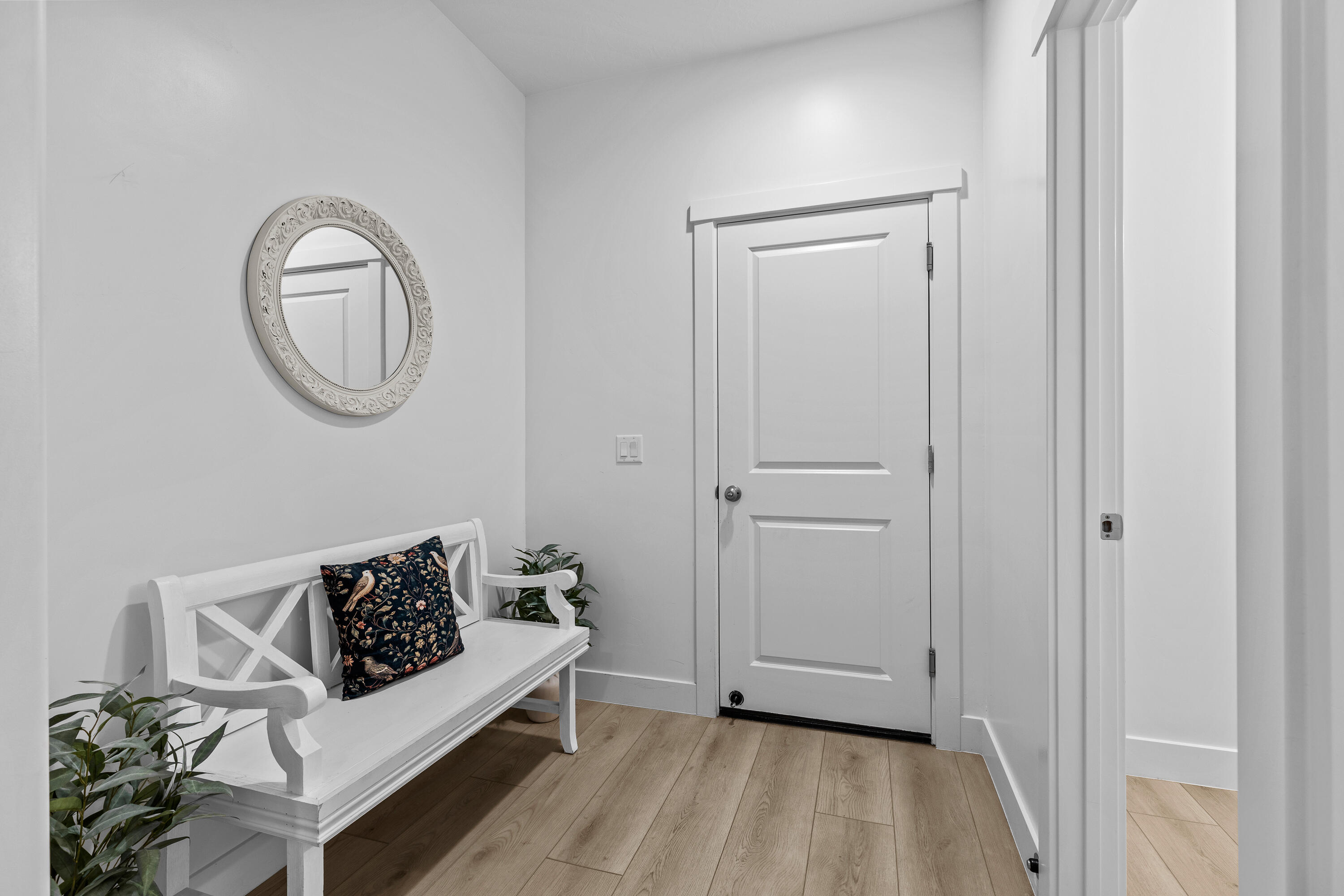 DESERT VISTA - Residential