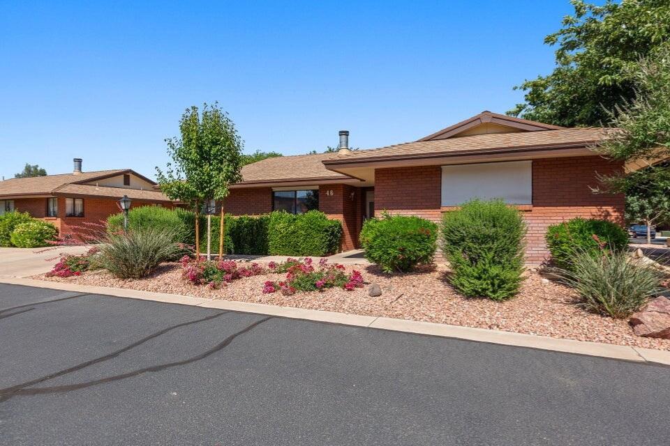 ST GEORGE SNOW PK TOWNHOMES - Residential