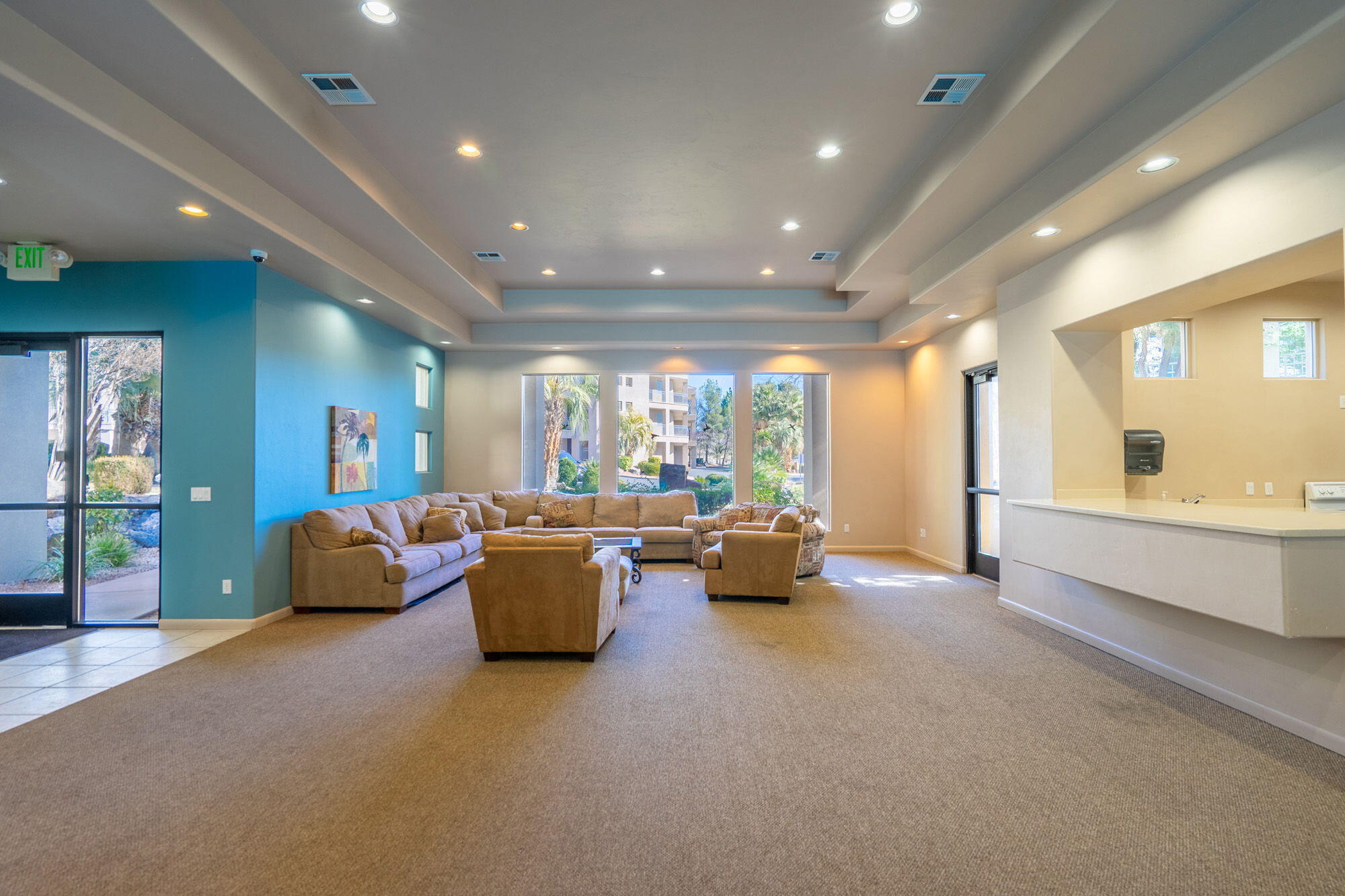 BLACKROCK CONDOS AT STONEBRIDGE - Residential