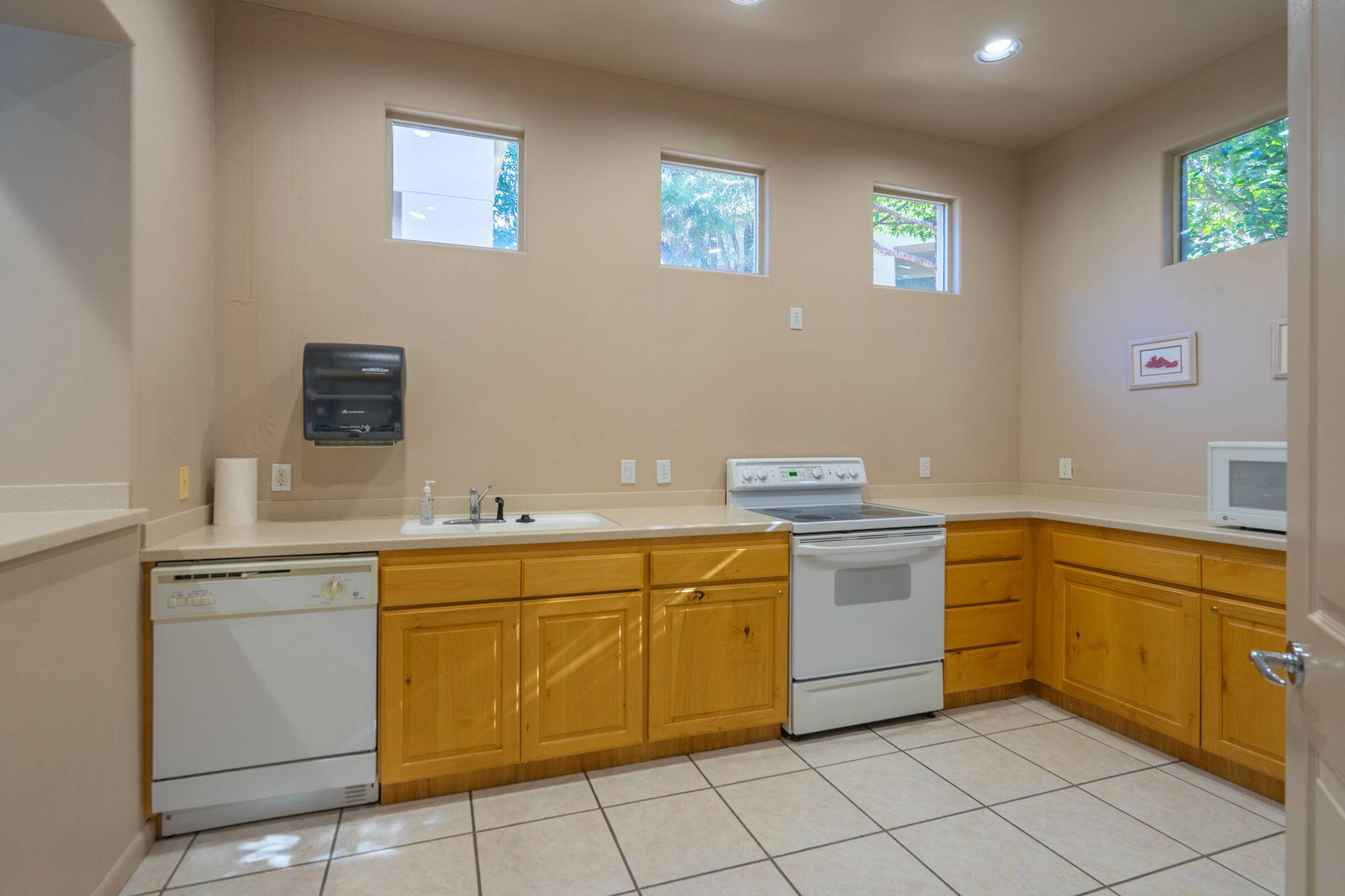 BLACKROCK CONDOS AT STONEBRIDGE - Residential