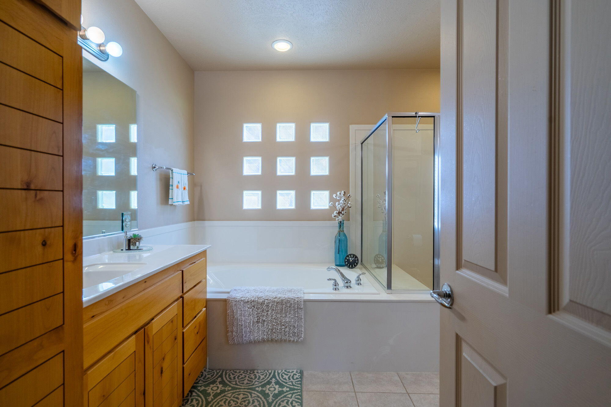 BLACKROCK CONDOS AT STONEBRIDGE - Residential