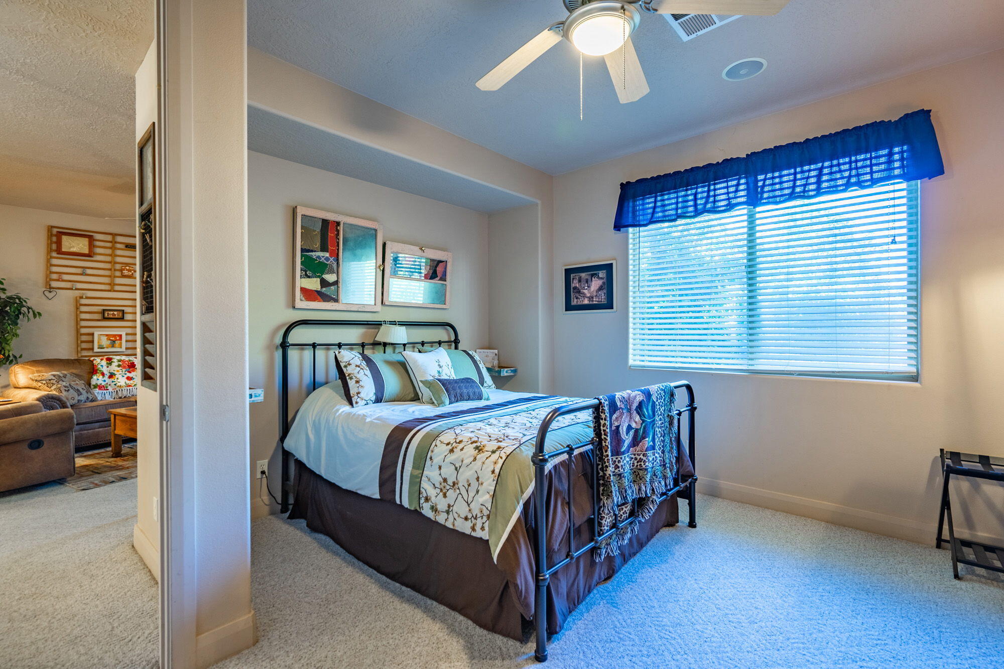 BLACKROCK CONDOS AT STONEBRIDGE - Residential