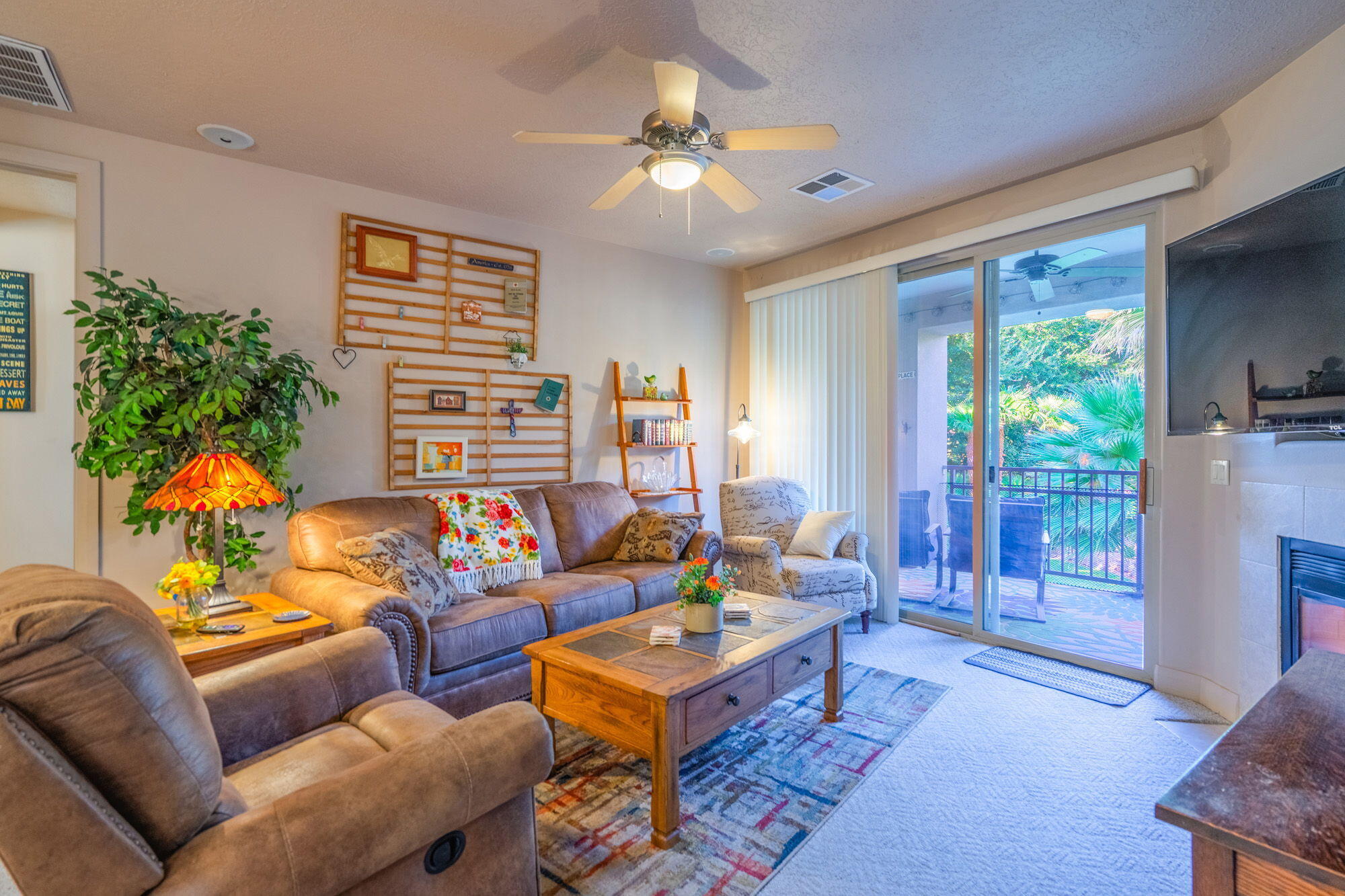 BLACKROCK CONDOS AT STONEBRIDGE - Residential