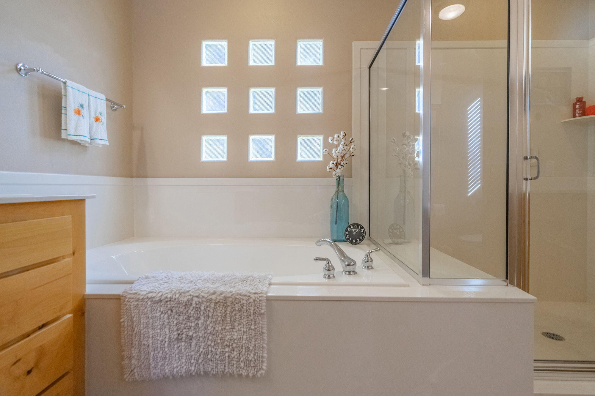 BLACKROCK CONDOS AT STONEBRIDGE - Residential