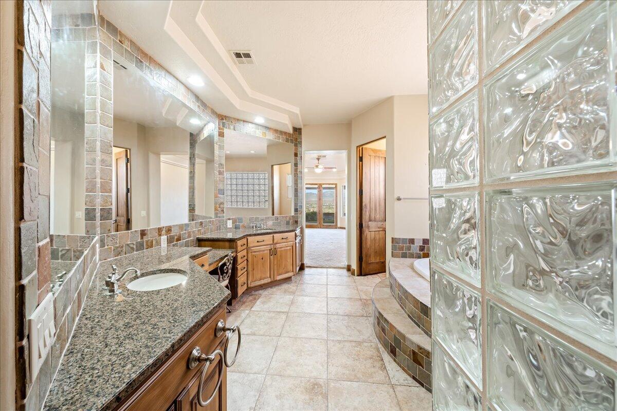 CASTLE ROCK - Residential