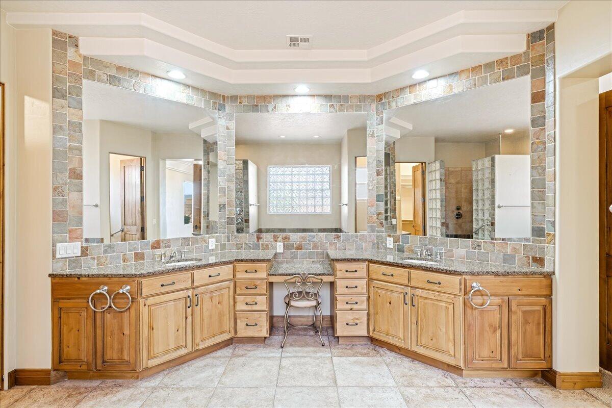 CASTLE ROCK - Residential