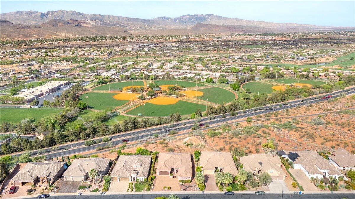 CASTLE ROCK - Residential