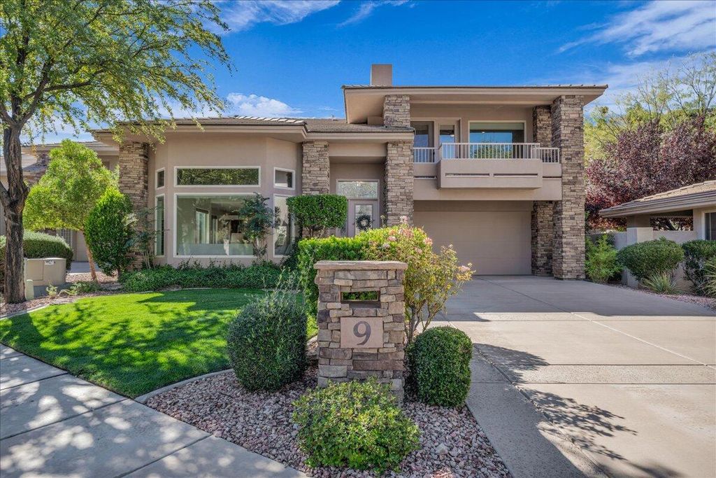 Photo of 2240 E COBALT 9 #9, Saint George, UT 84790 (MLS # 25-266300)