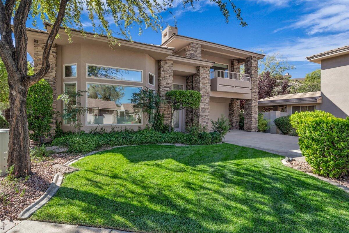 STONE CLIFF TOWNHOMES - Residential