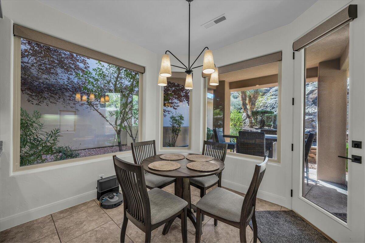 STONE CLIFF TOWNHOMES - Residential