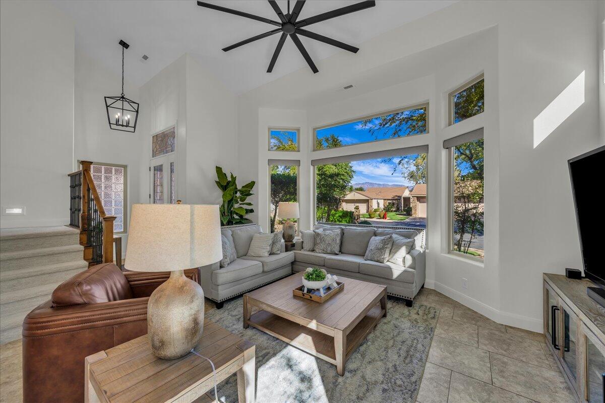 STONE CLIFF TOWNHOMES - Residential