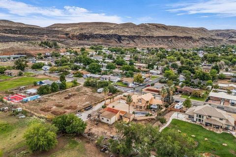 Tiny photo for 85 E 400 N, Hurricane, UT 84737 (MLS # 25-266237)