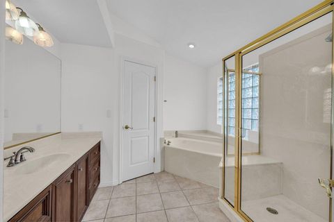 Tiny photo for 85 E 400 N, Hurricane, UT 84737 (MLS # 25-266237)