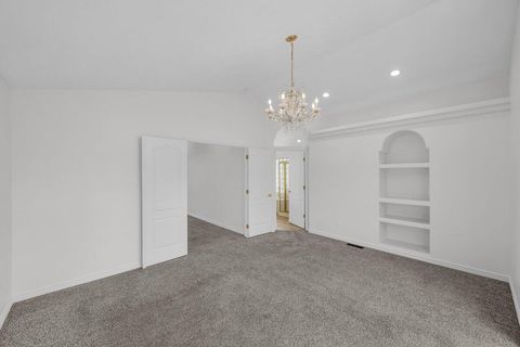 Tiny photo for 85 E 400 N, Hurricane, UT 84737 (MLS # 25-266237)