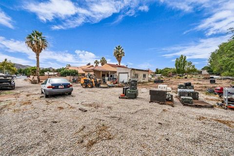 Tiny photo for 85 E 400 N, Hurricane, UT 84737 (MLS # 25-266237)