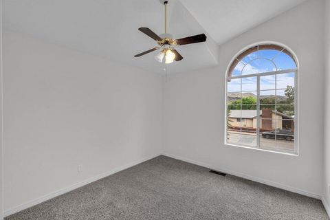 Tiny photo for 85 E 400 N, Hurricane, UT 84737 (MLS # 25-266237)