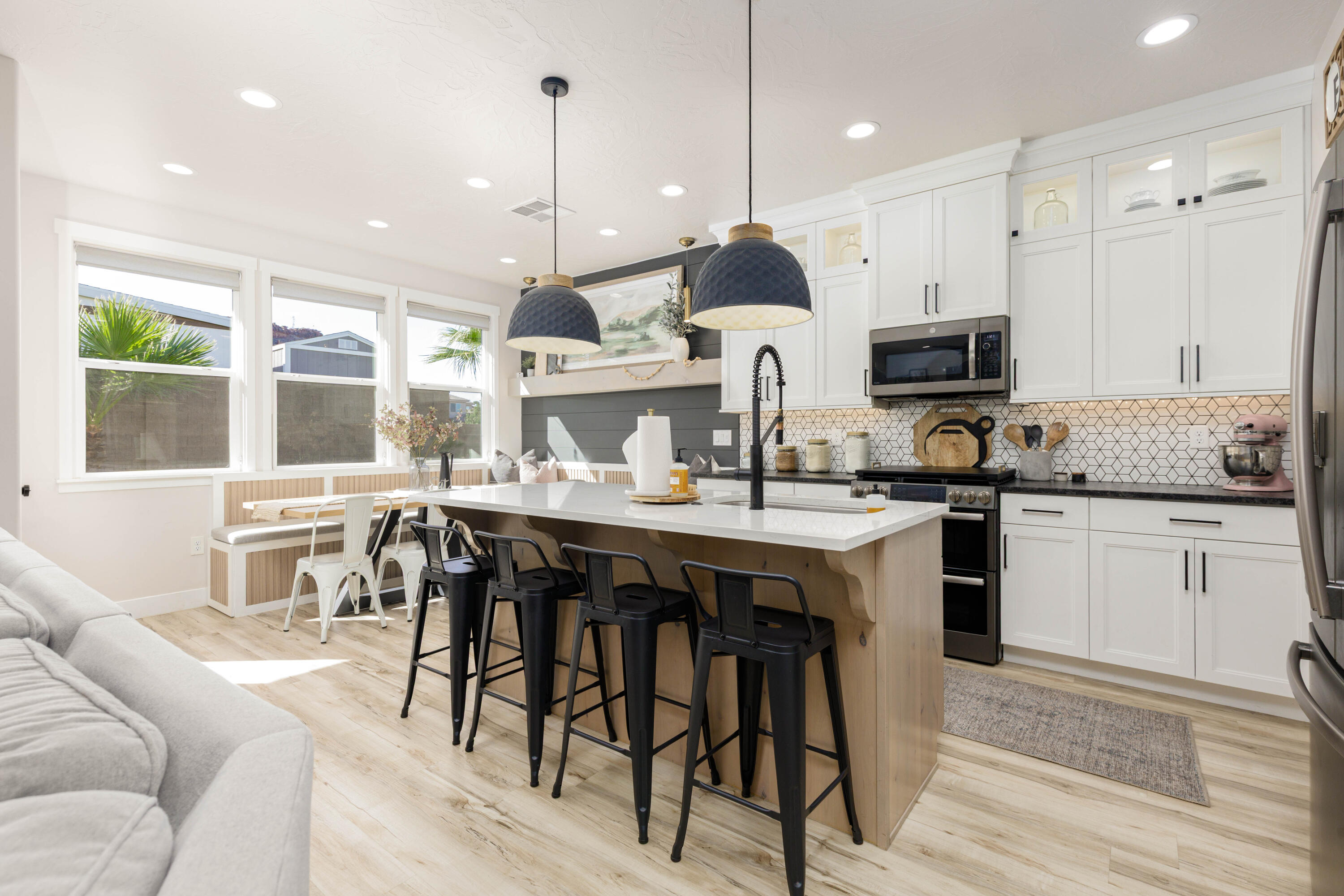 SEQUOIA ESTATES - Residential