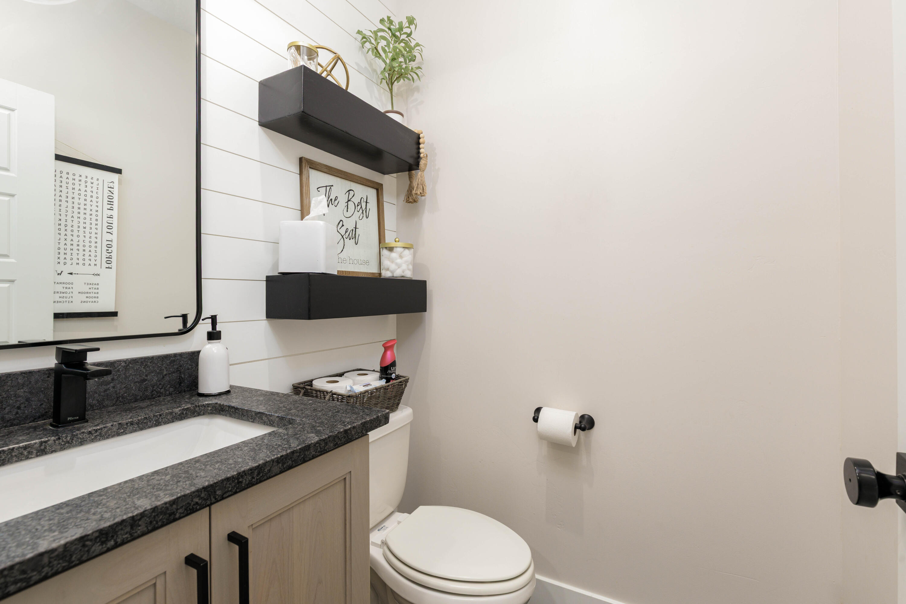 SEQUOIA ESTATES - Residential