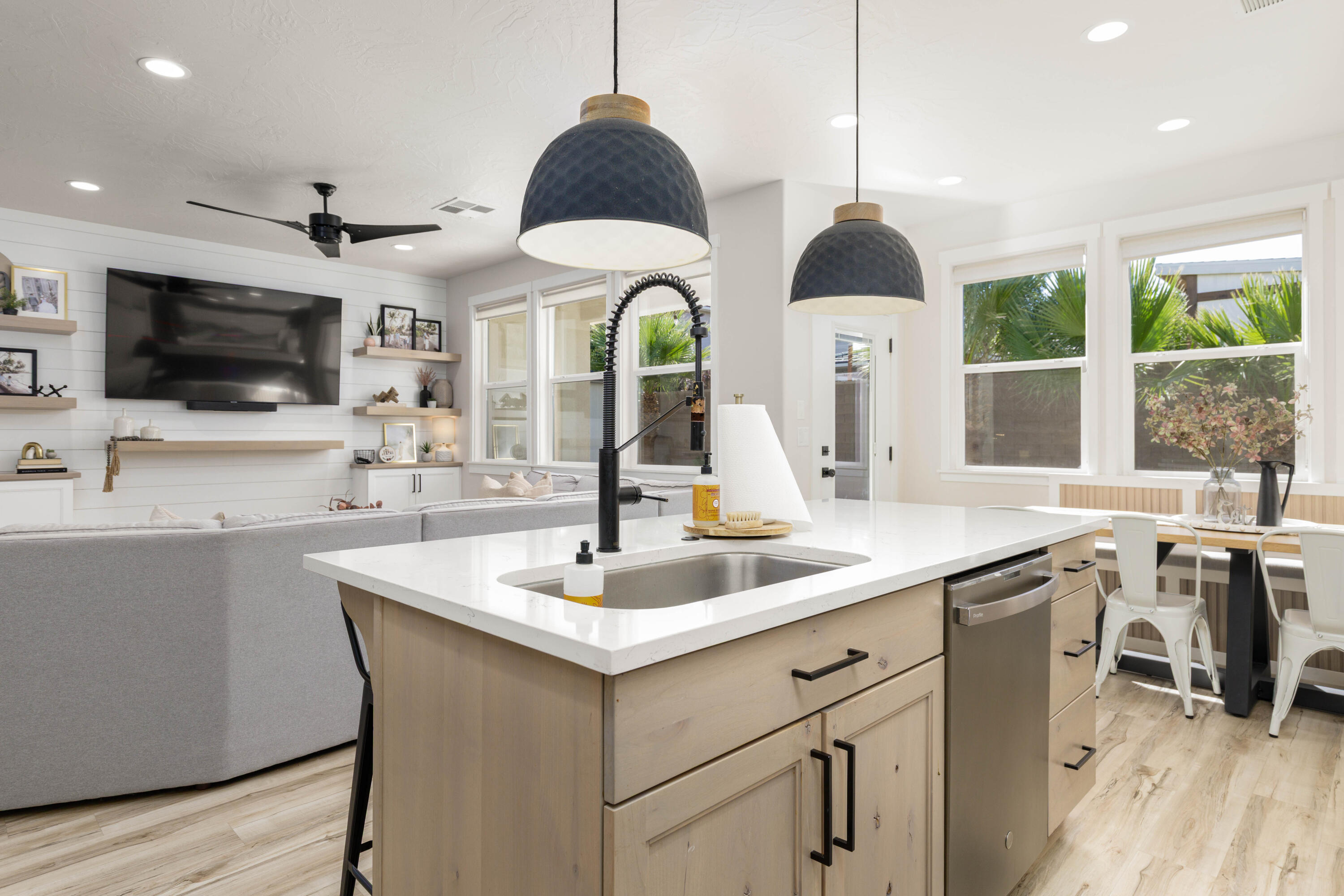 SEQUOIA ESTATES - Residential