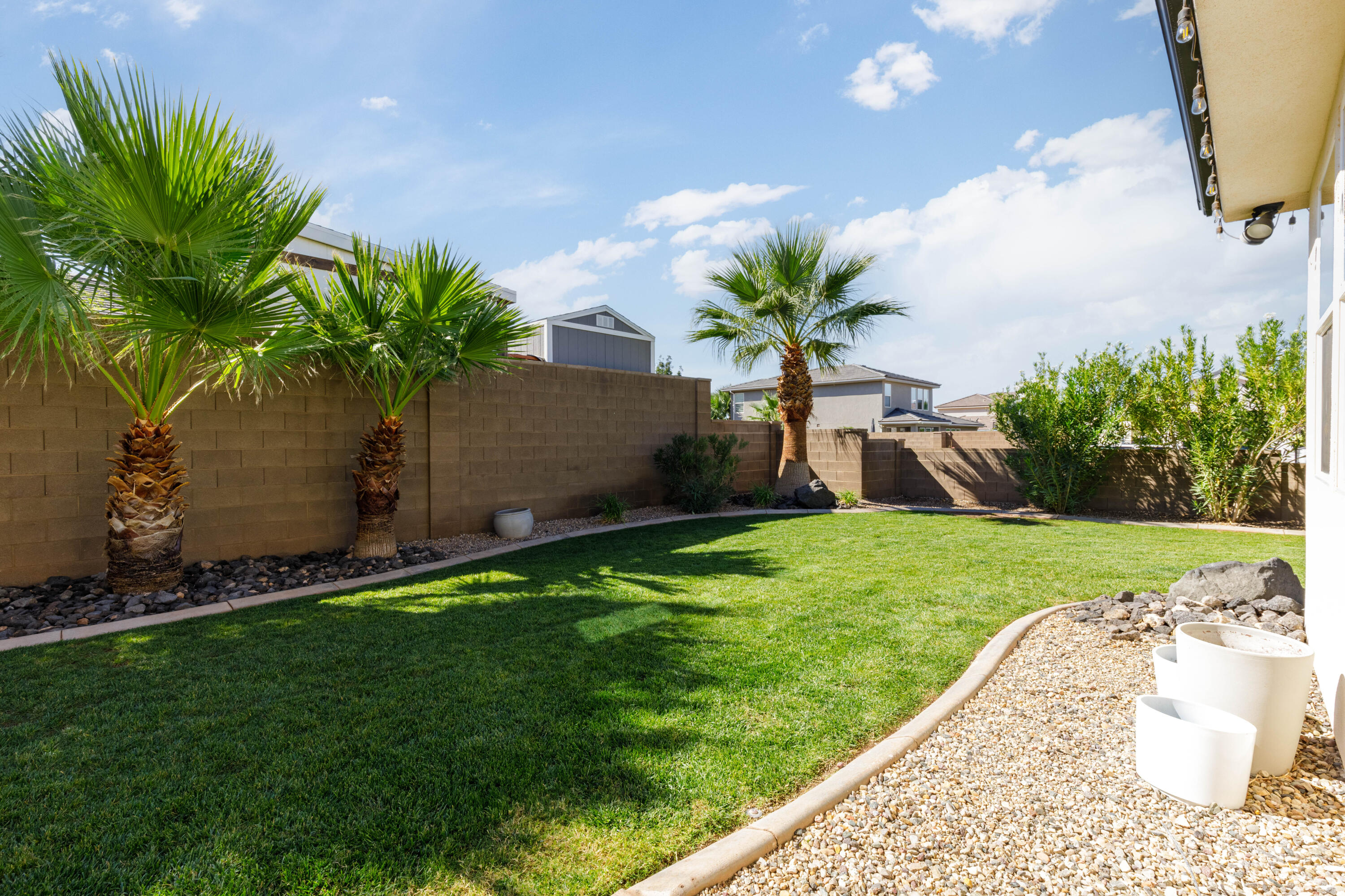 SEQUOIA ESTATES - Residential