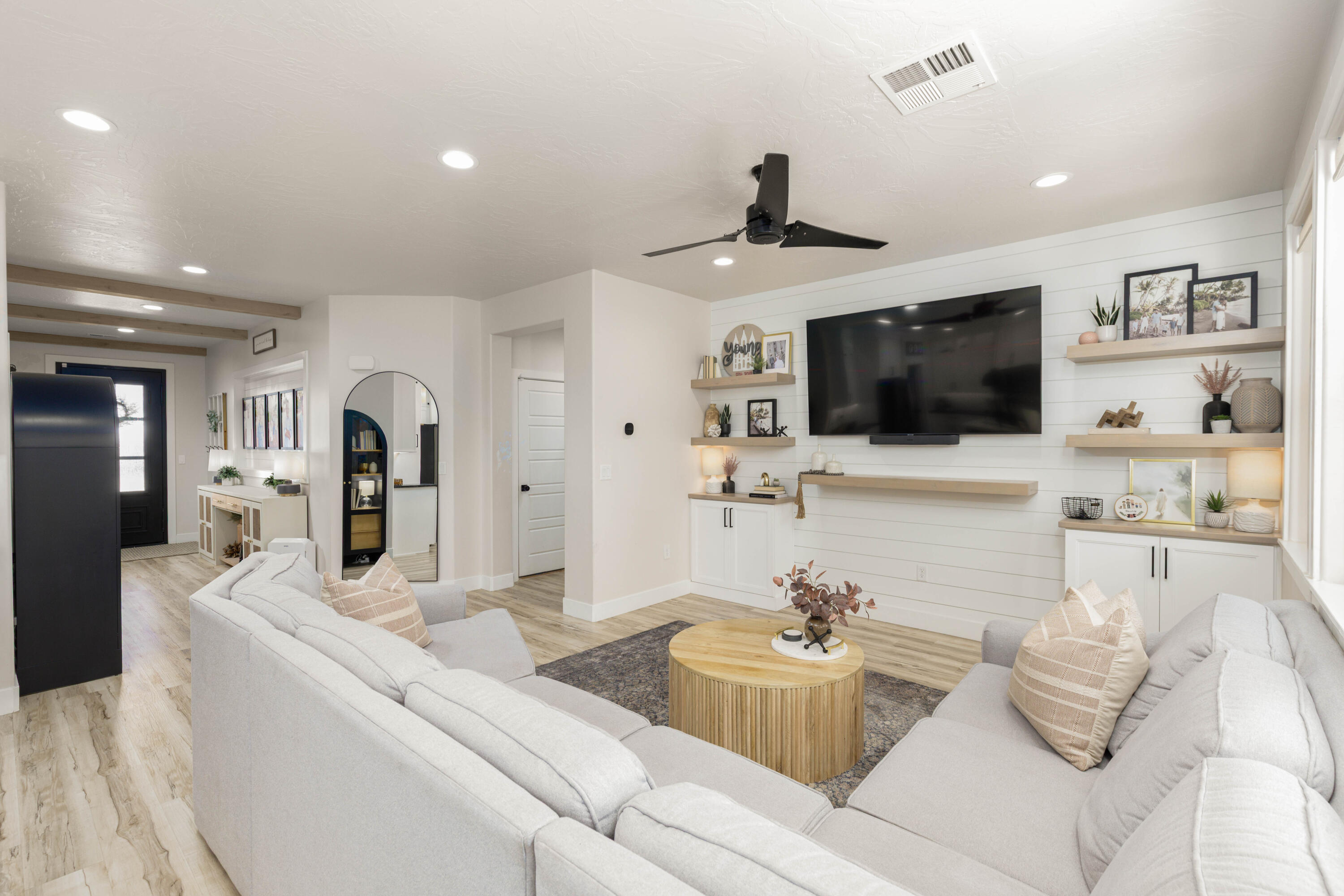 SEQUOIA ESTATES - Residential