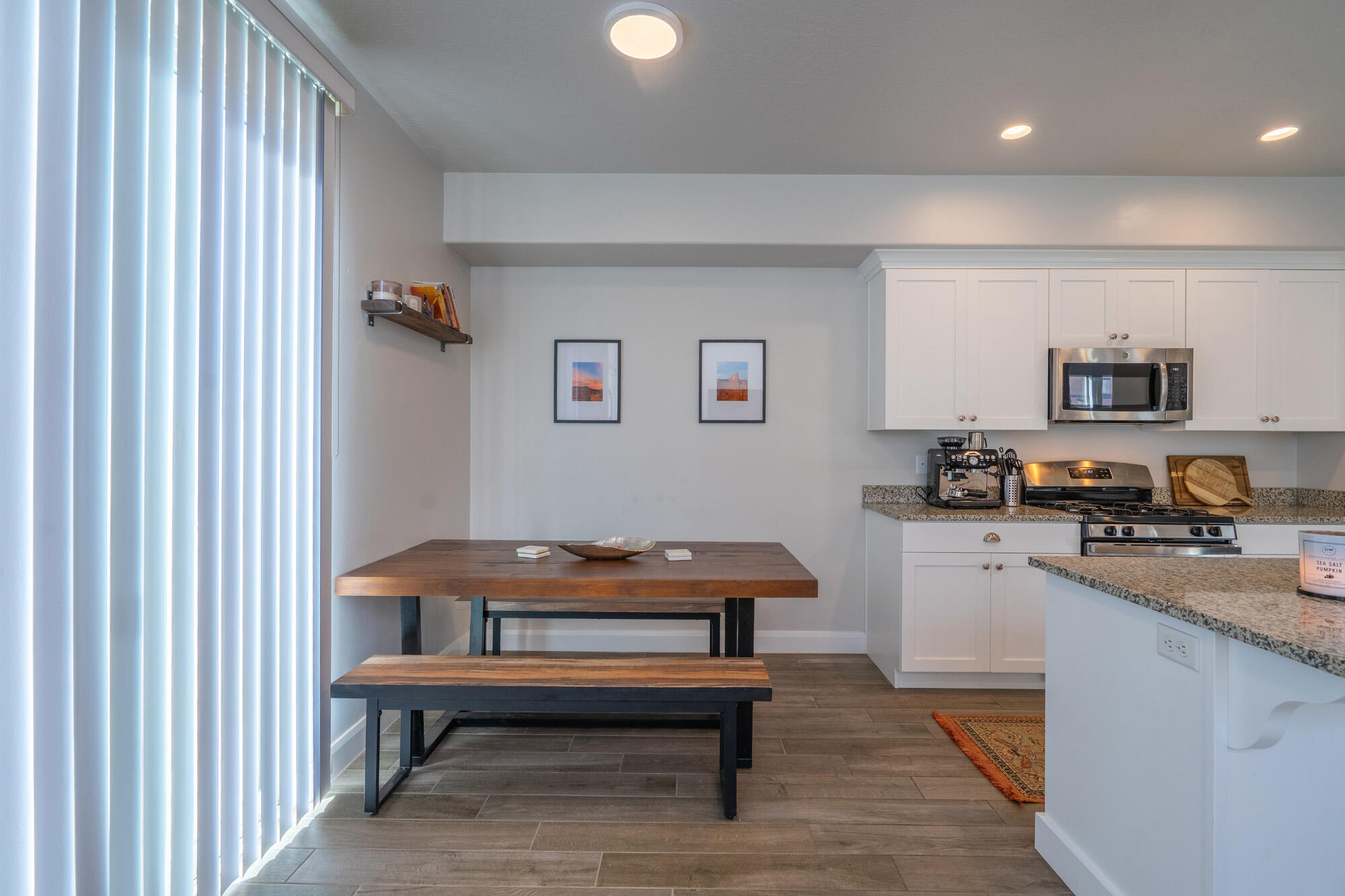 HURRICANE HEIGHTS TOWNHOMES - Residential