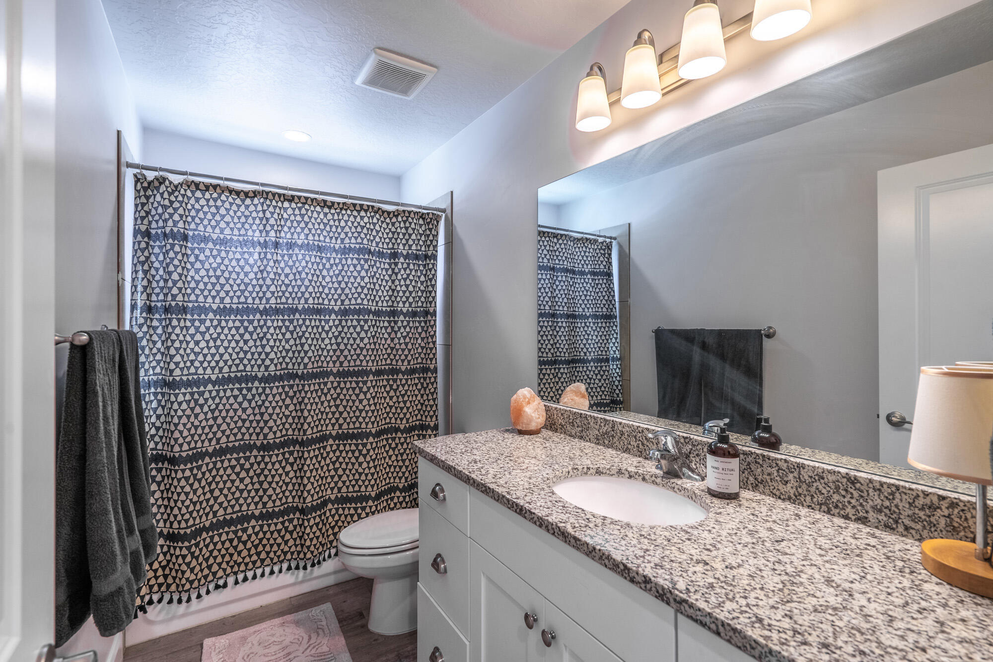 HURRICANE HEIGHTS TOWNHOMES - Residential