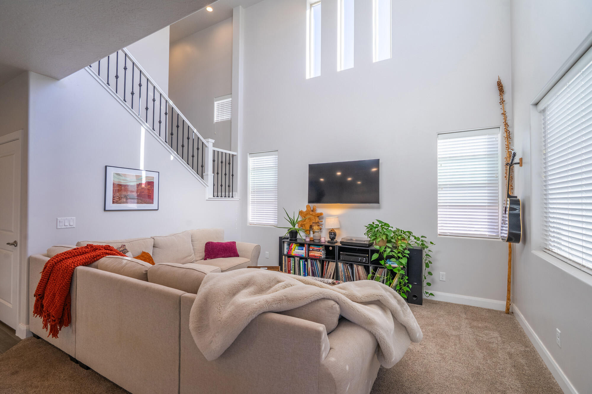 HURRICANE HEIGHTS TOWNHOMES - Residential