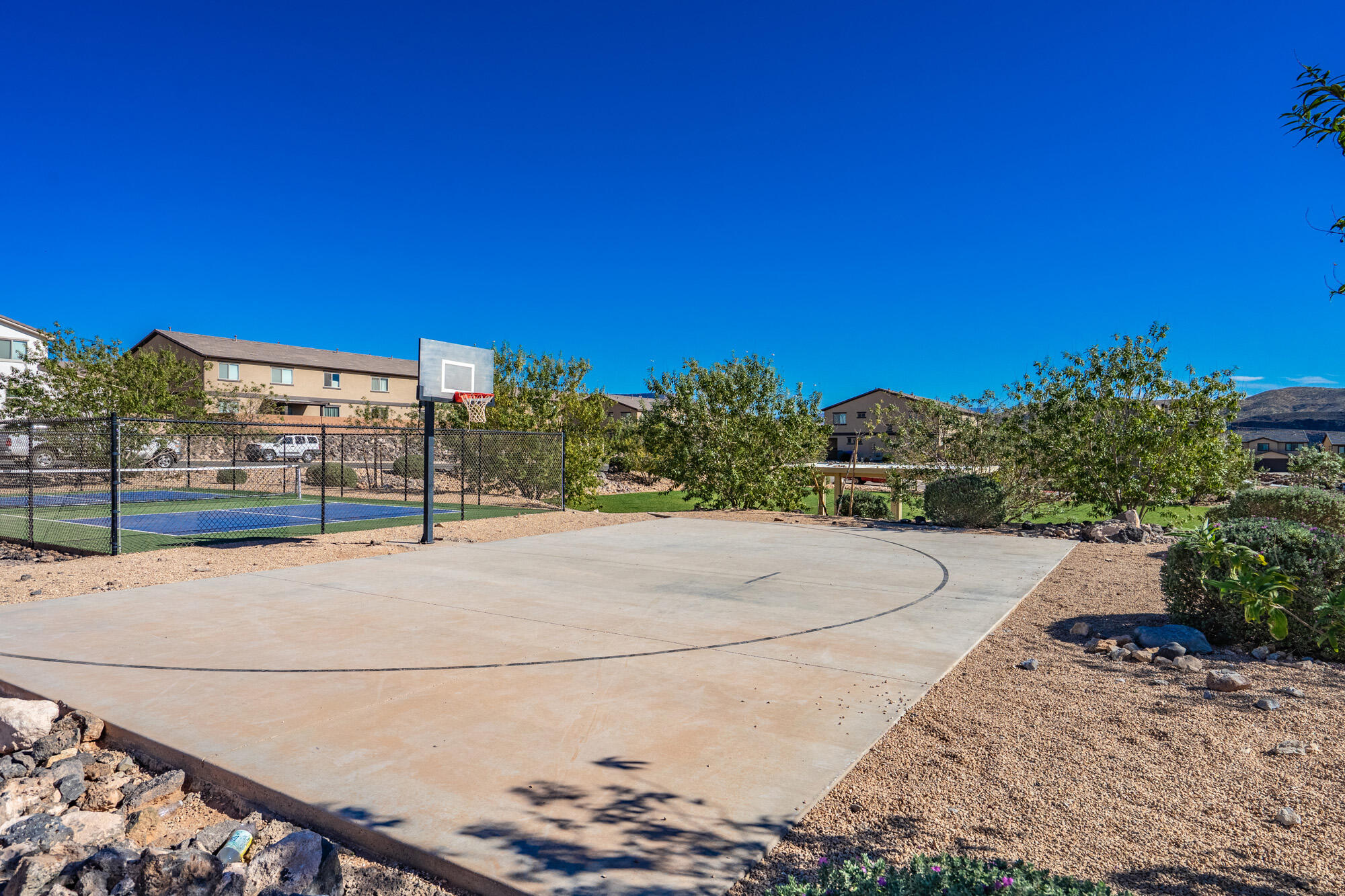 HURRICANE HEIGHTS TOWNHOMES - Residential