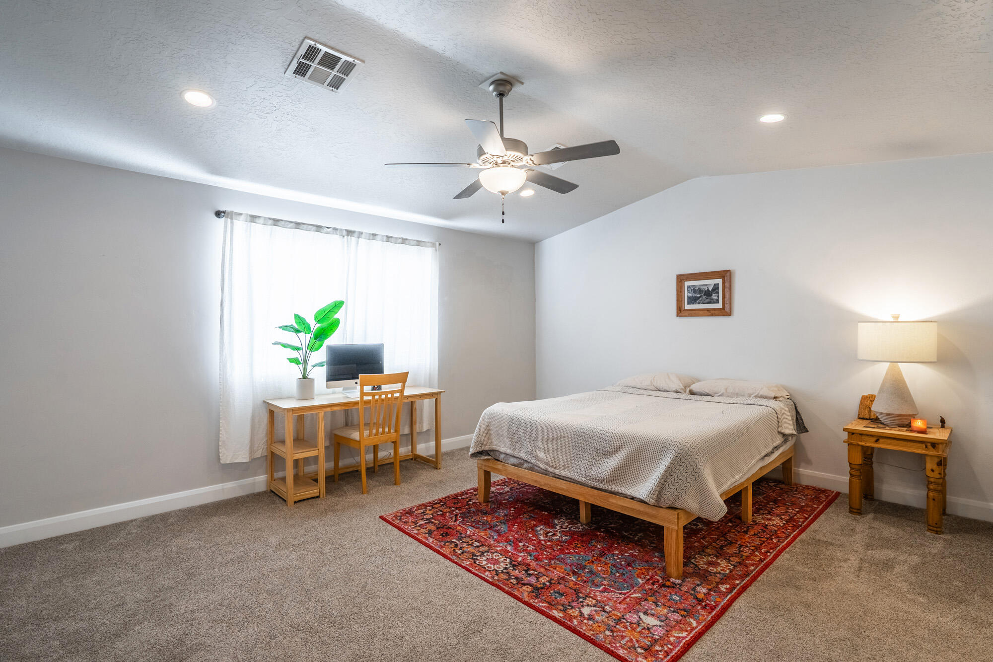 HURRICANE HEIGHTS TOWNHOMES - Residential