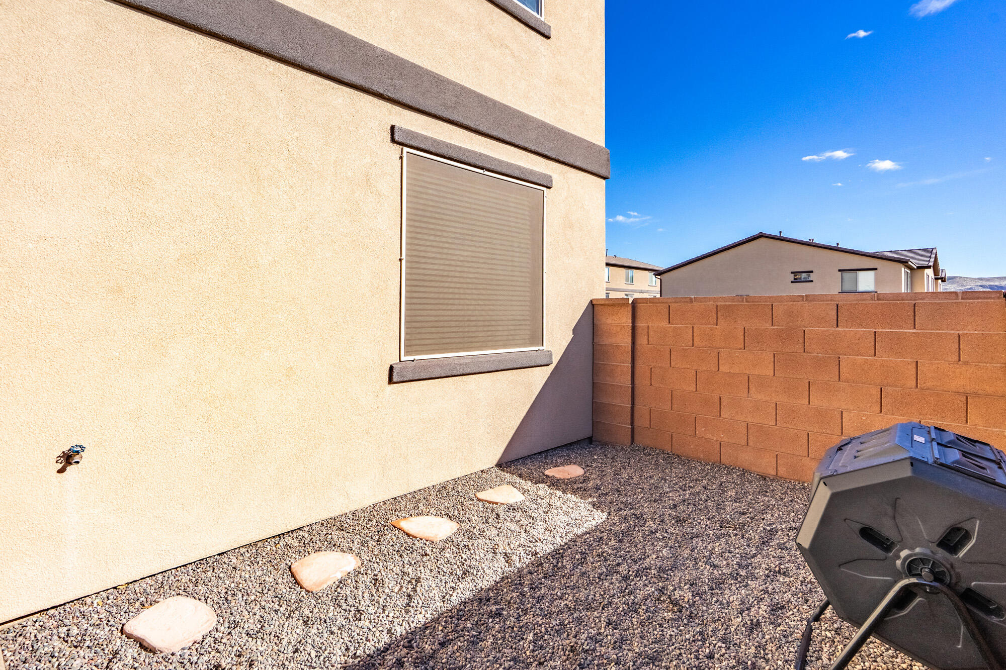 HURRICANE HEIGHTS TOWNHOMES - Residential