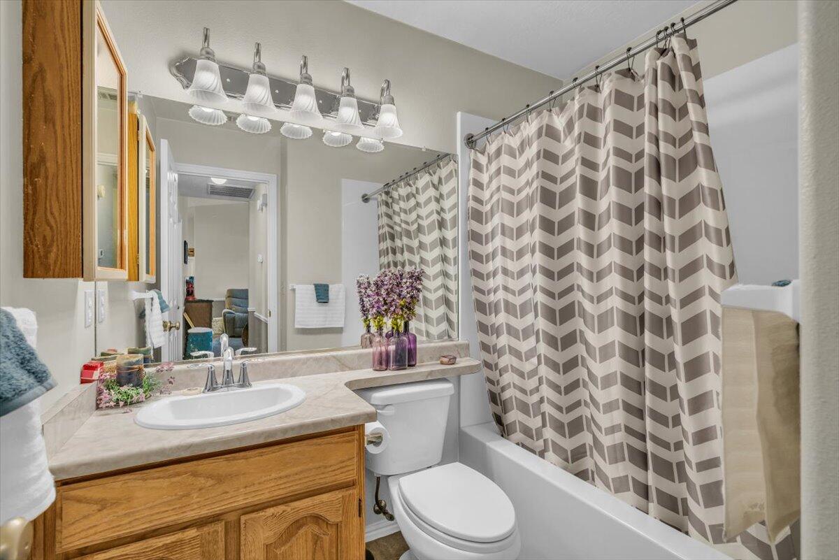 SUN COUNTRY MEADOWS TOWNHOMES - Residential