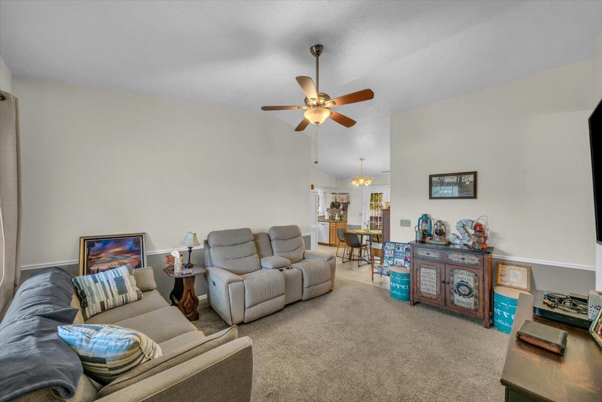 SUN COUNTRY MEADOWS TOWNHOMES - Residential