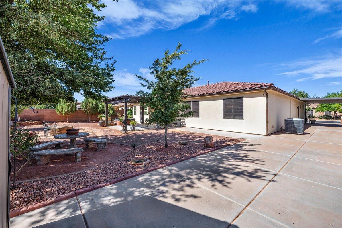 DIXIE SPRINGS - Residential
