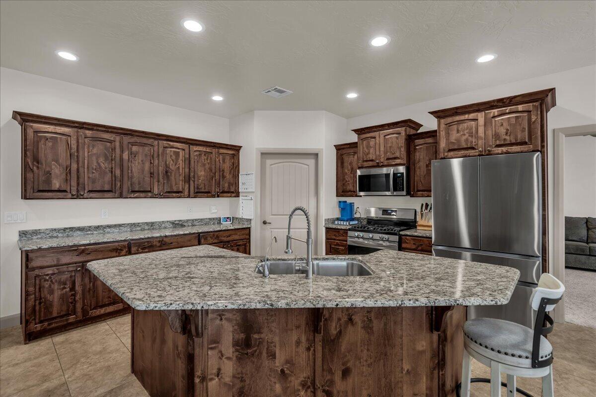 DIXIE SPRINGS - Residential