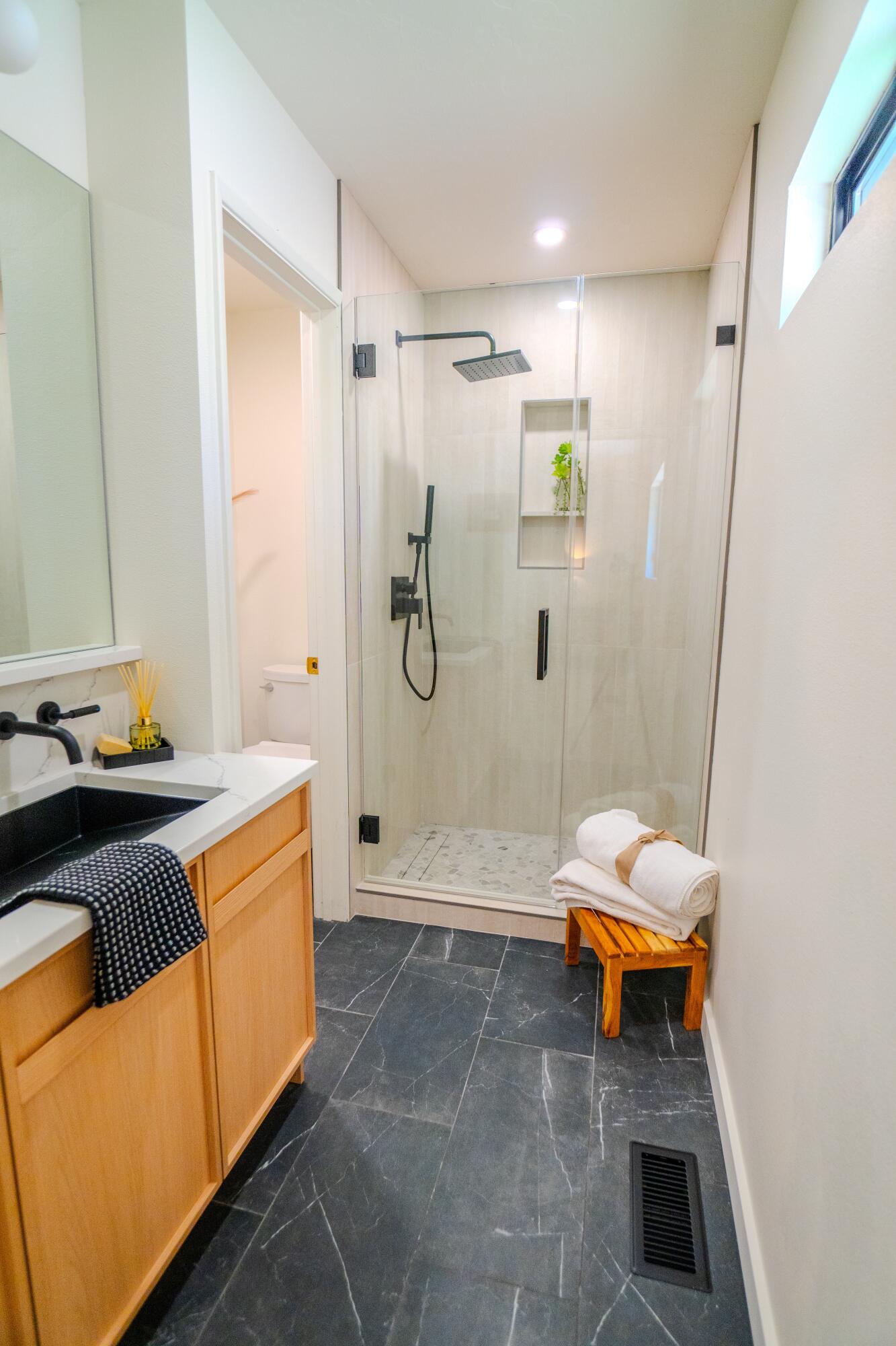 VALLEY VIEW HEIGHTS - Residential