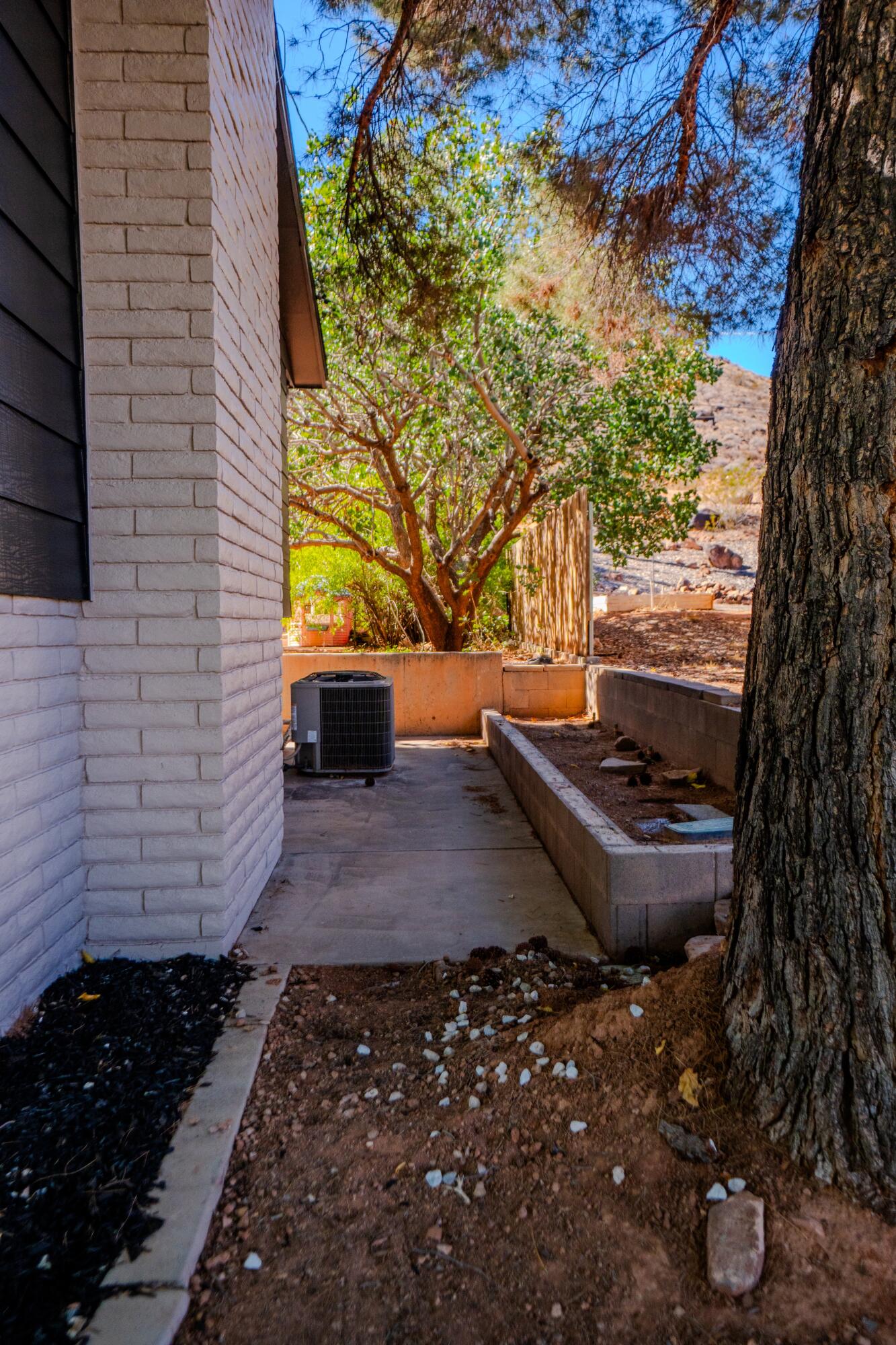 VALLEY VIEW HEIGHTS - Residential