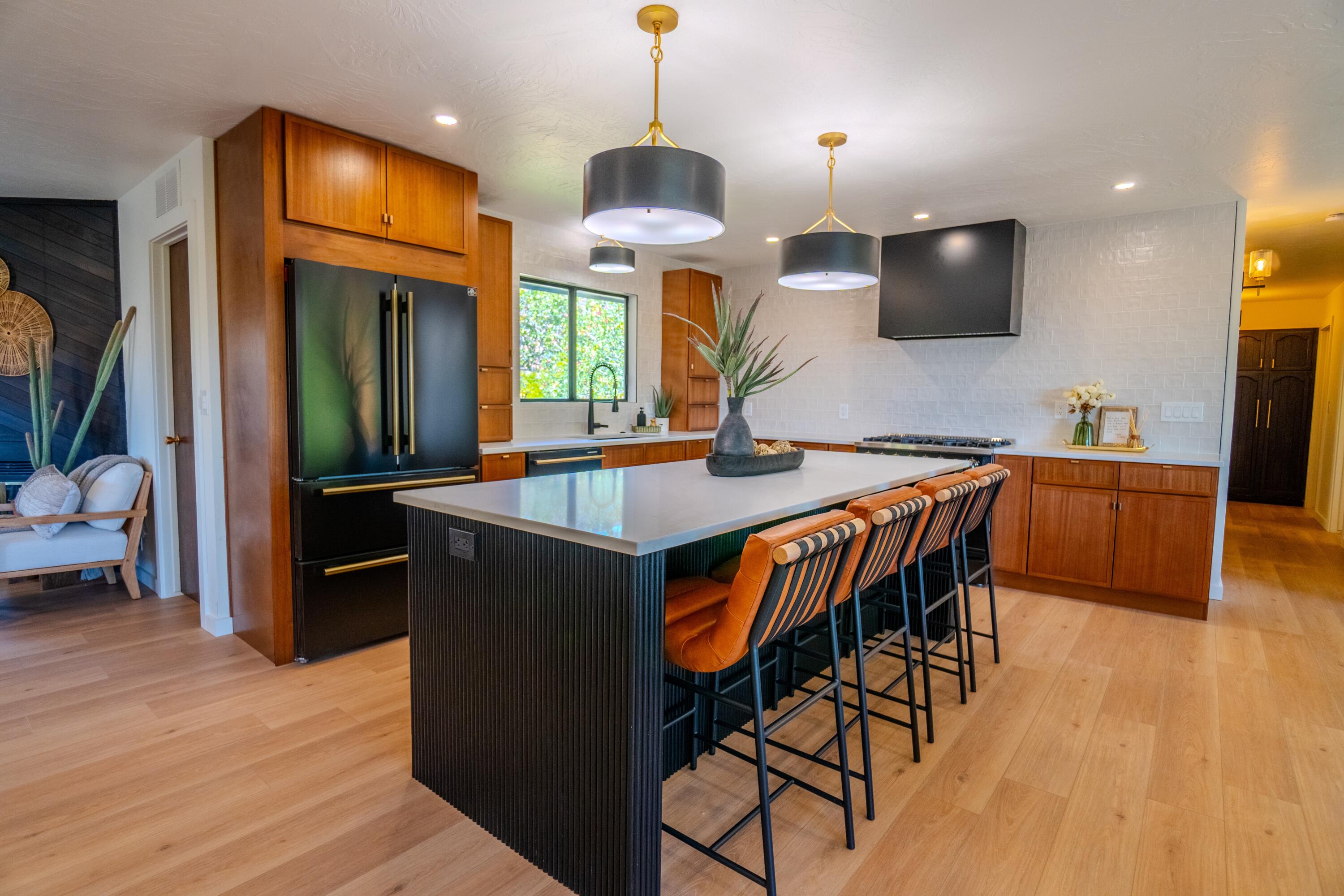 VALLEY VIEW HEIGHTS - Residential