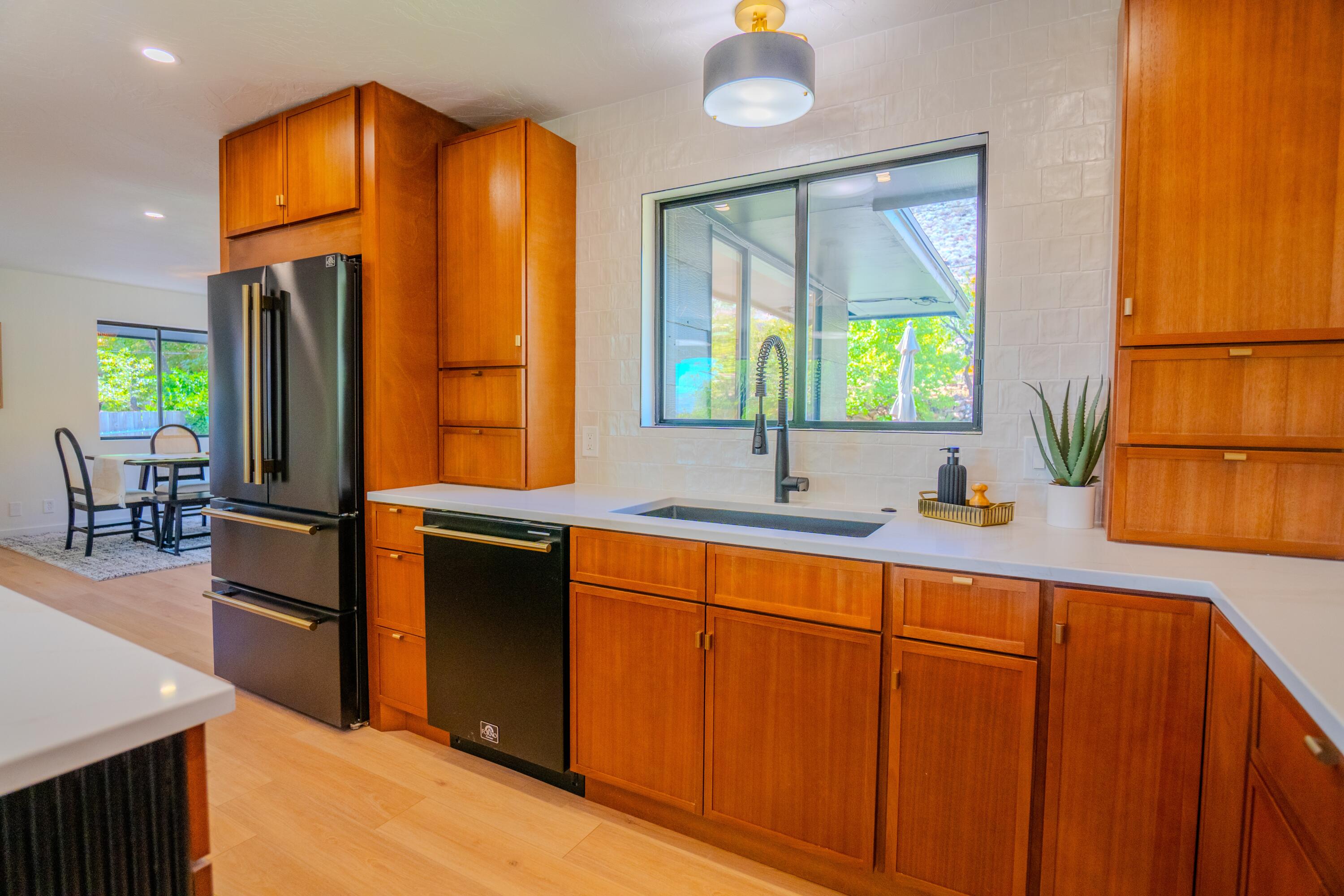 VALLEY VIEW HEIGHTS - Residential