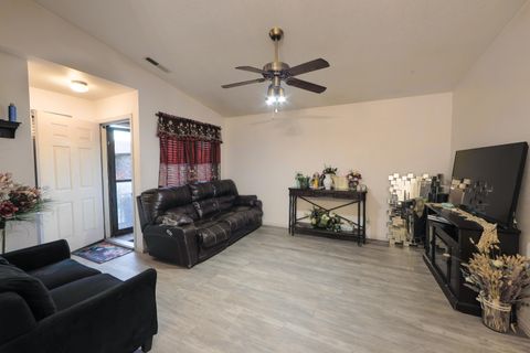 Tiny photo for 375 S Main ST 4 #4, Saint George, UT 84770 (MLS # 26-271397)