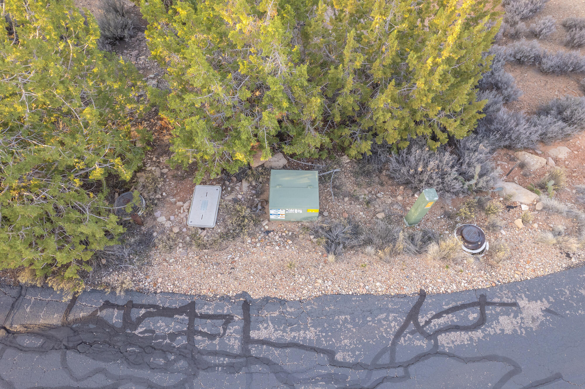 ANASAZI PLATEAU - Land