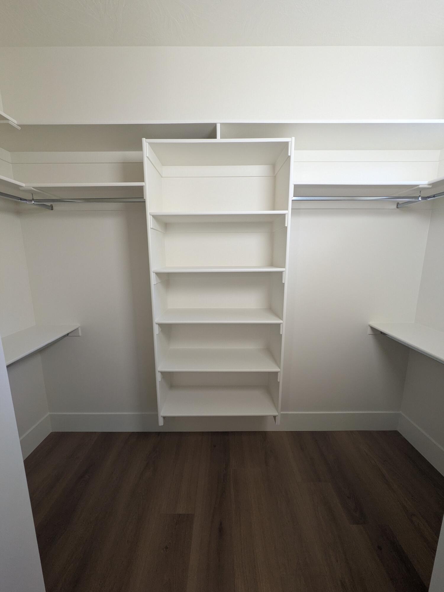 ESTATES AT BURKE SPRINGS - Residential