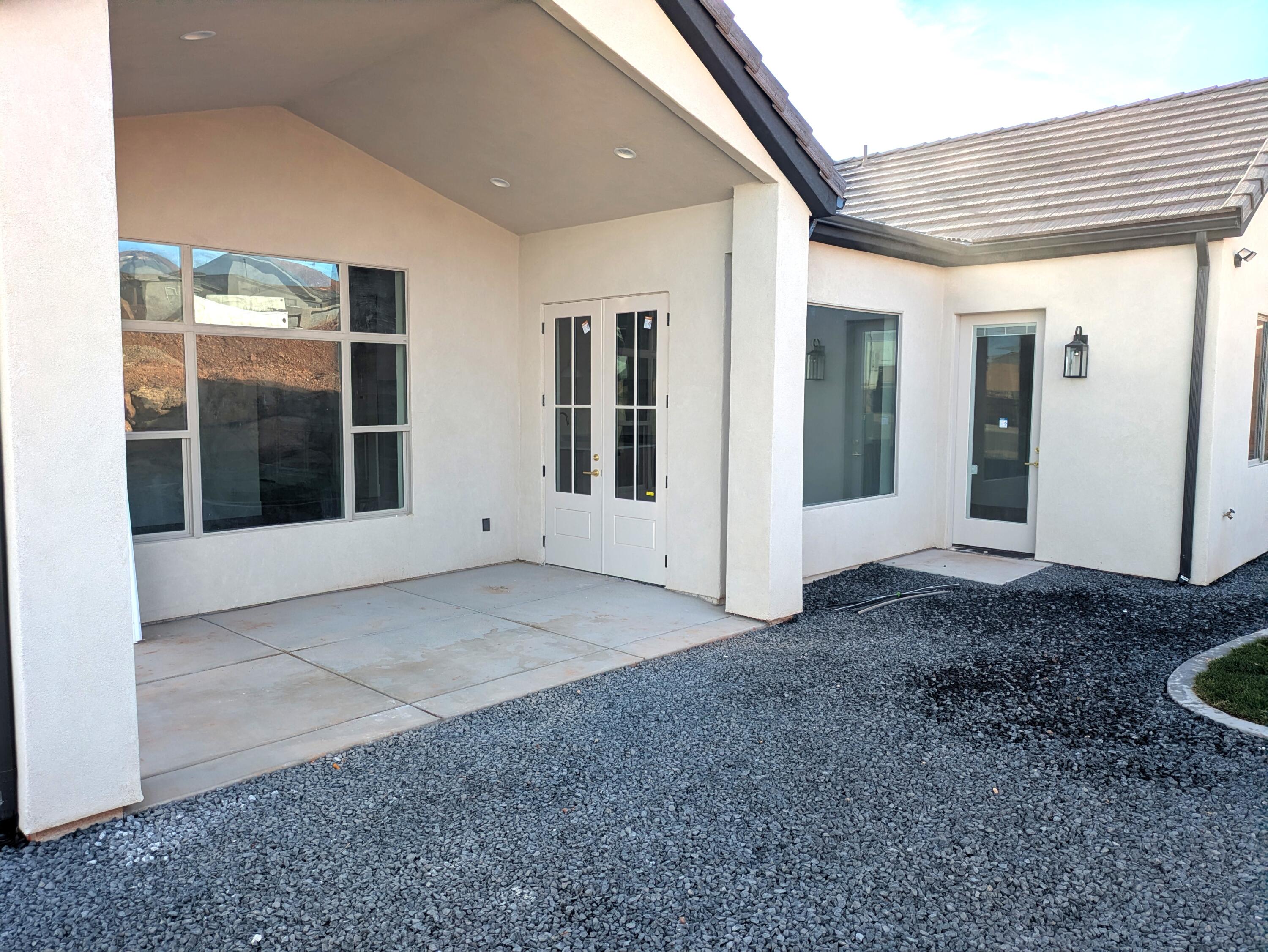 ESTATES AT BURKE SPRINGS - Residential