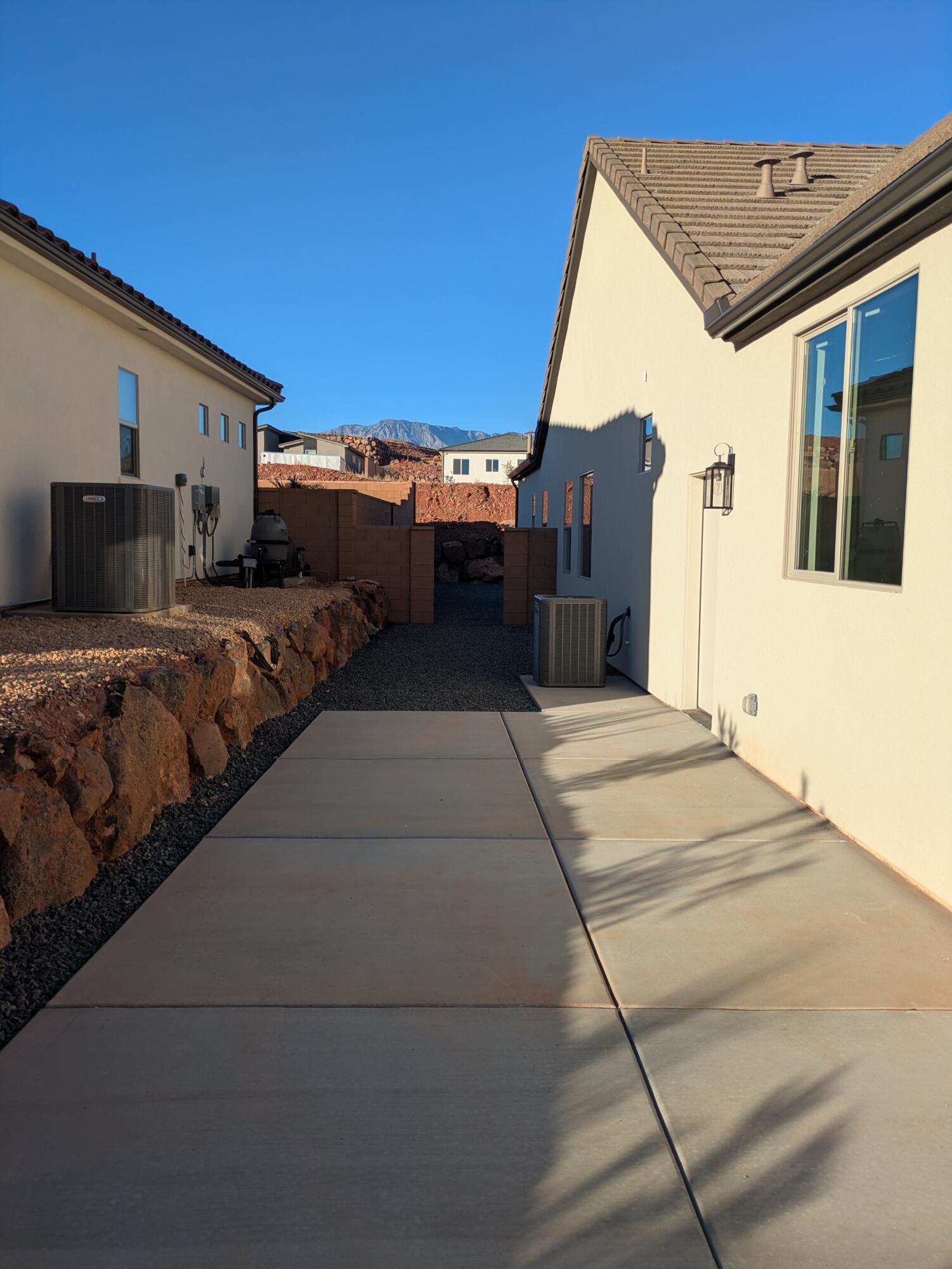 ESTATES AT BURKE SPRINGS - Residential