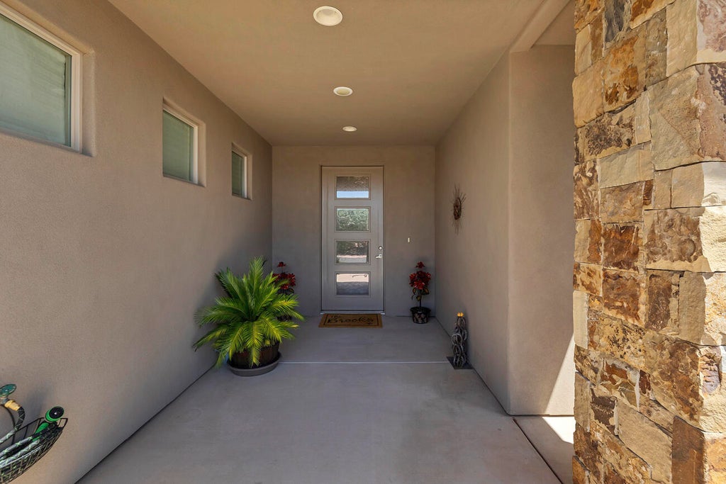 Photo of 3215 S Sandstone DR, Hurricane, UT 84737 (MLS # 26-274956)