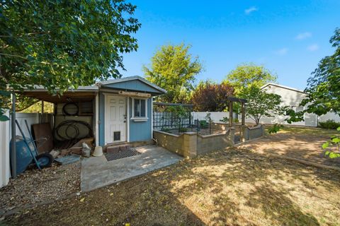 Tiny photo for 290 N 100 W, Hurricane, UT 84737 (MLS # 26-274098)