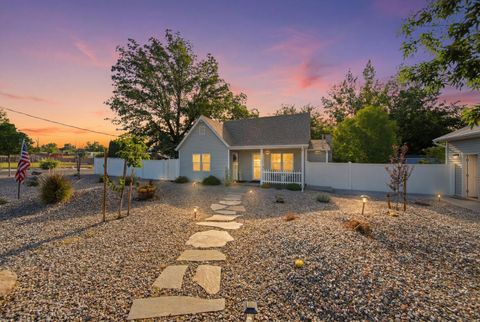 Tiny photo for 290 N 100 W, Hurricane, UT 84737 (MLS # 26-274098)